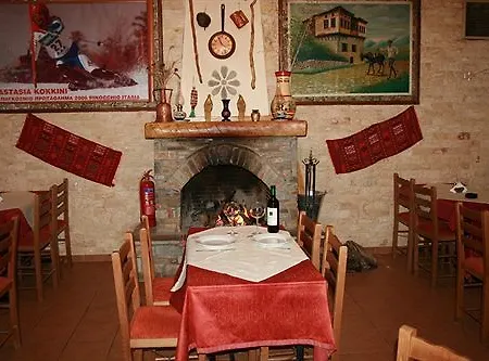 To Hani Tou Kokkini, Pelion 3* Hanya