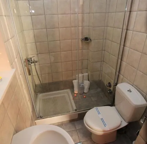 To Hani Tou Kokkini, Pelion