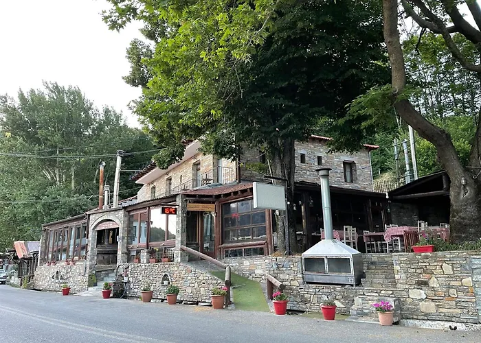 To Hani Tou Kokkini, Pelion 3* Chania (Thessaly)