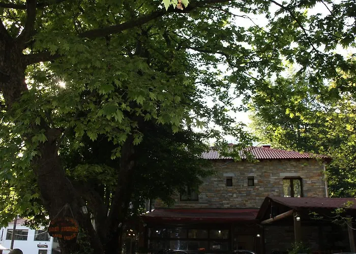 To Hani Tou Kokkini, Pelion Gasthuis