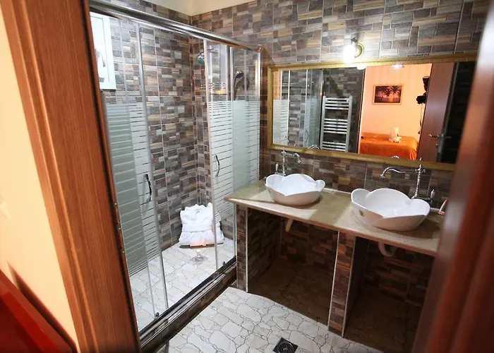 Gasthuis To Hani Tou Kokkini, Pelion 3*