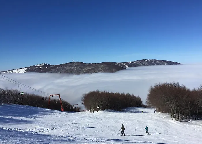 To Hani Tou Kokkini, Pelion Chania (Thessaly)